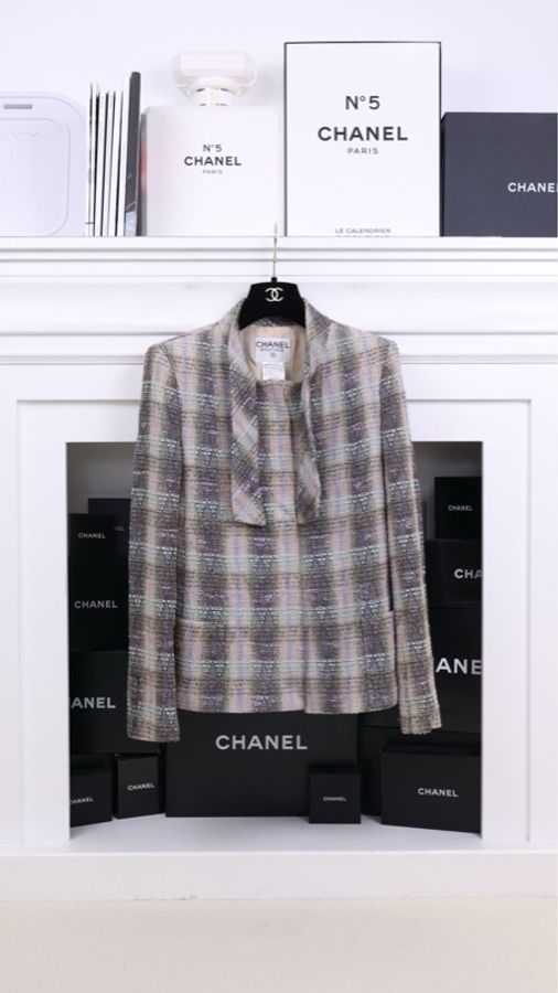 Chanel 98年棕彩色格纹上衣半裙套装-13
