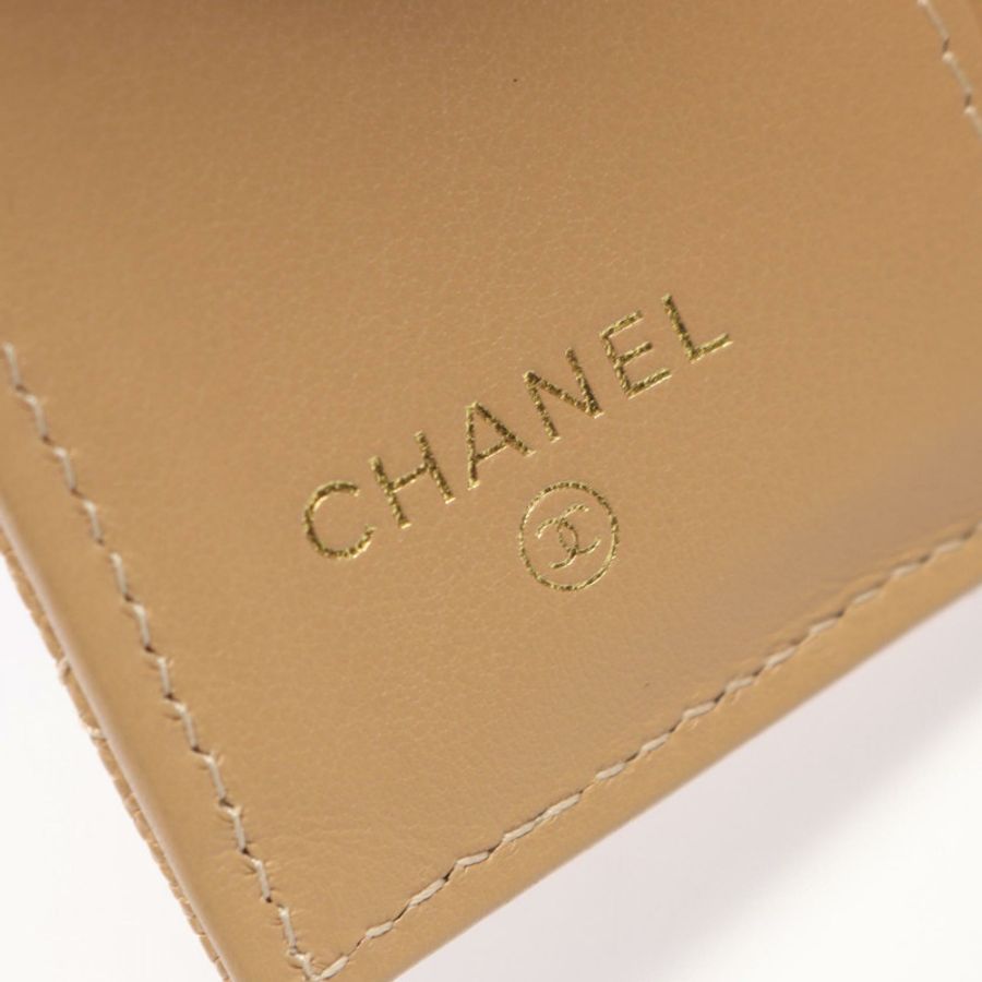 香奈兒 Boy Chanel 三折錢包 A84432 小牛皮 米色 金色五金 二手 CC-4