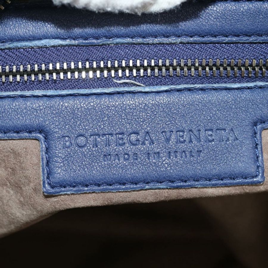【日本直送】BOTTEGA VENETA INTRECCIATO 流浪漢單肩包皮革海軍藍正品 yk20494SAV-18