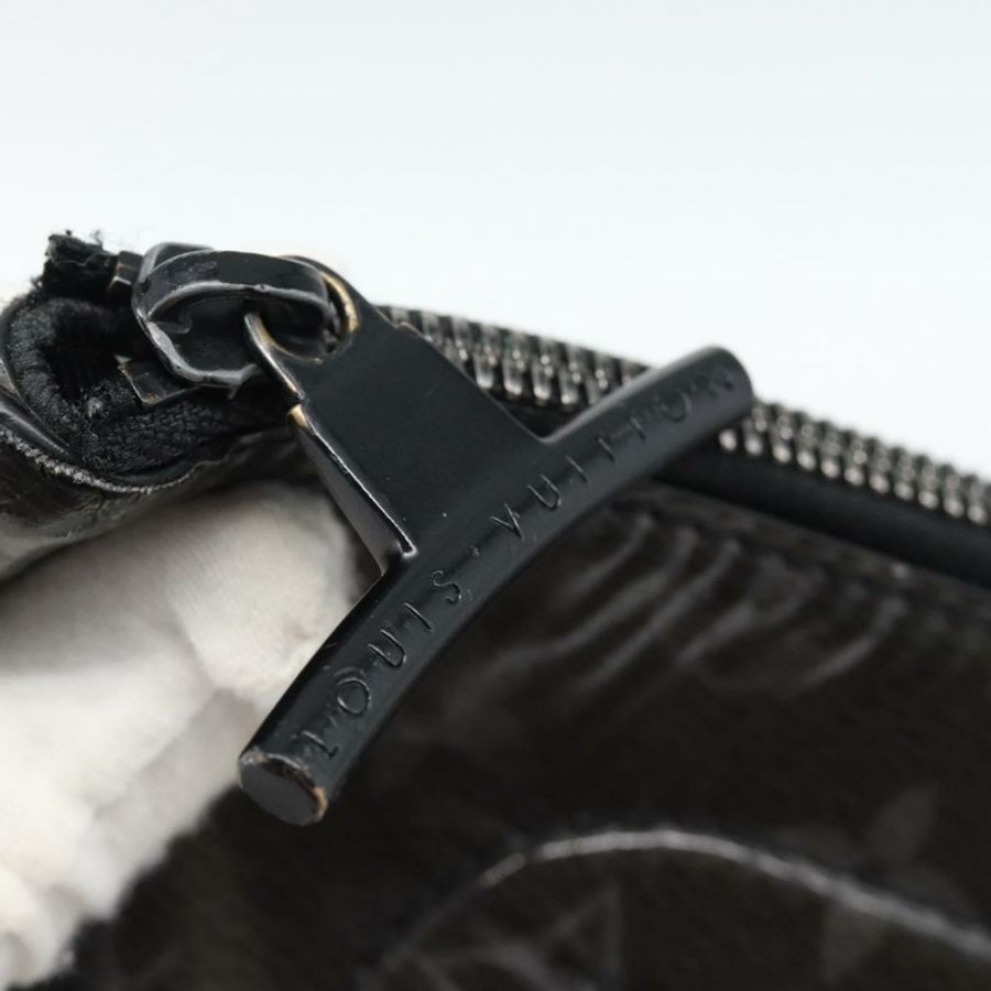 【日本直送】路易威登 Monogram Eclipse Glaze Pochette Cosmos 黑色 M63373 Auth ka4815-8