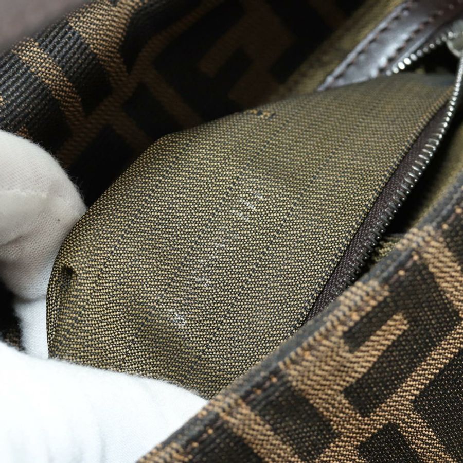 【日本直送】FENDI Zucca帆布Mamma Baguette單肩包 棕色/黑色 正品 BA13813V-11