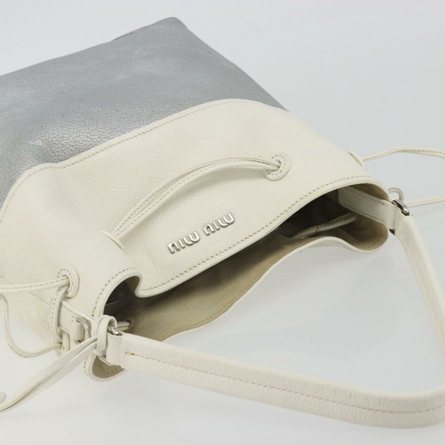【日本直送】Miu Miu 銀色皮革單肩包 正品 BA13941A-5