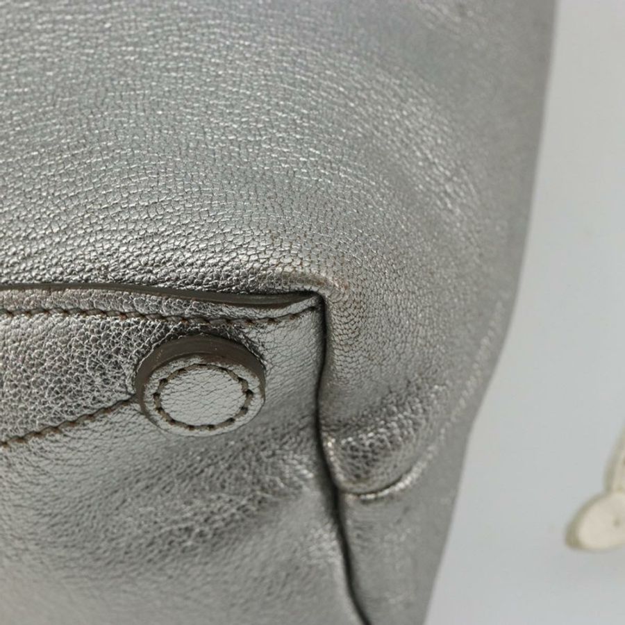 【日本直送】Miu Miu 銀色皮革單肩包 正品 BA13941A-14