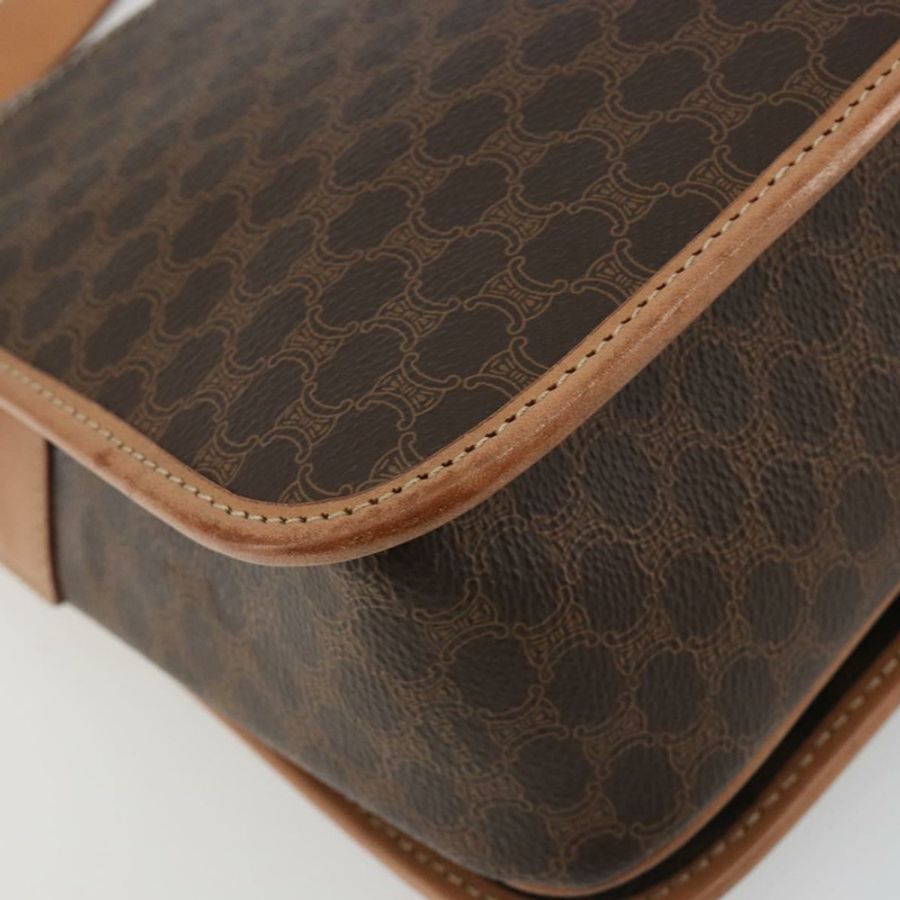 【日本直送】CELINE Macadam 肩背包 PVC 皮革 棕色 金色 正品 ka5180A-15