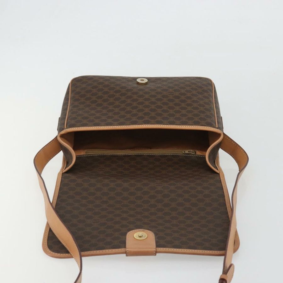 【日本直送】CELINE Macadam 肩背包 PVC 皮革 棕色 金色 正品 ka5180A-17