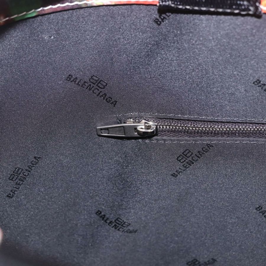 【日本直送】BALENCIAGA 安特衛普手提包 皮革 兩用 綠色 銀色 787982 Auth mr2691V-21