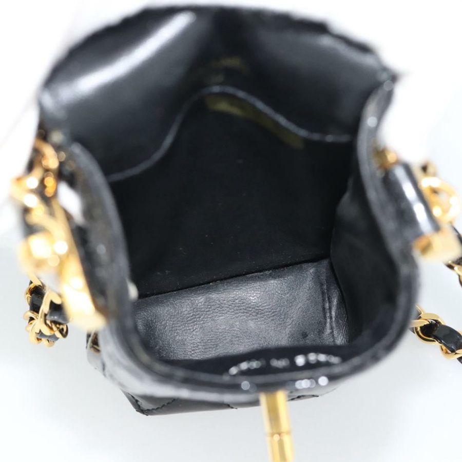 【日本直送】香奈兒 (CHANEL) Matelasse Chain 手機殼,漆皮材質,黑色金色雙C標誌,型號 mr2771V-10