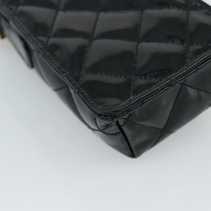 【日本直送】香奈兒 (CHANEL) Matelasse Chain 手機殼,漆皮材質,黑色金色雙C標誌,型號 mr2771V-15