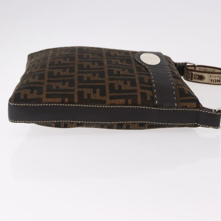 【日本直送】FENDI Zucca帆布Celesia單肩包 棕色 銀色 8BT109 正品 SW2643V-2