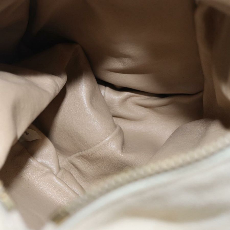 【日本直送】BOTTEGA VENETA 象牙色金色麂皮單肩包 正品 ka5223A-10