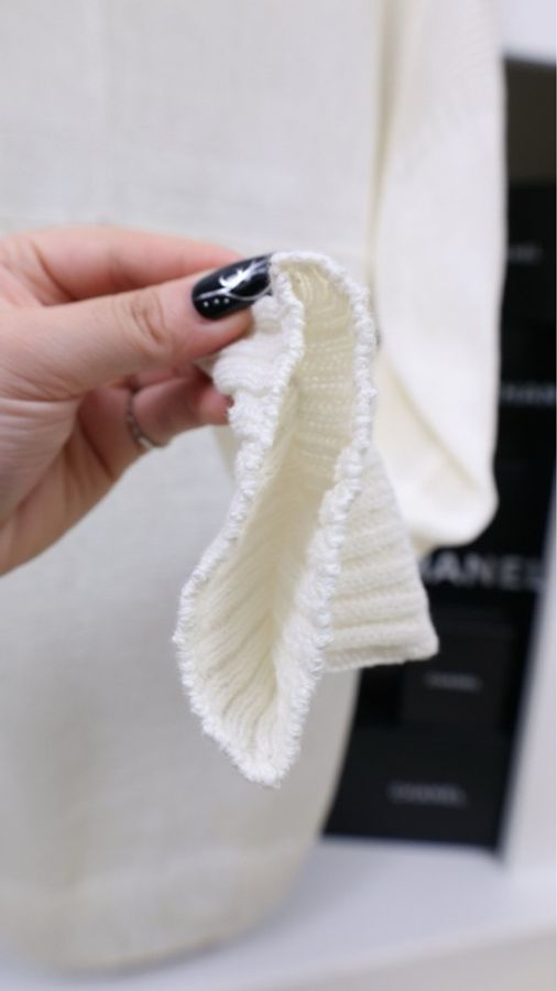 Chanel 12年奶白色针织毛衣-12