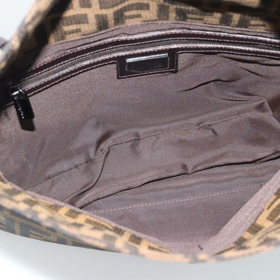 【日本直送】FENDI Zucca帆布Mamma Baguette單肩包 棕色/黑色 正品 BA14364SAV-9