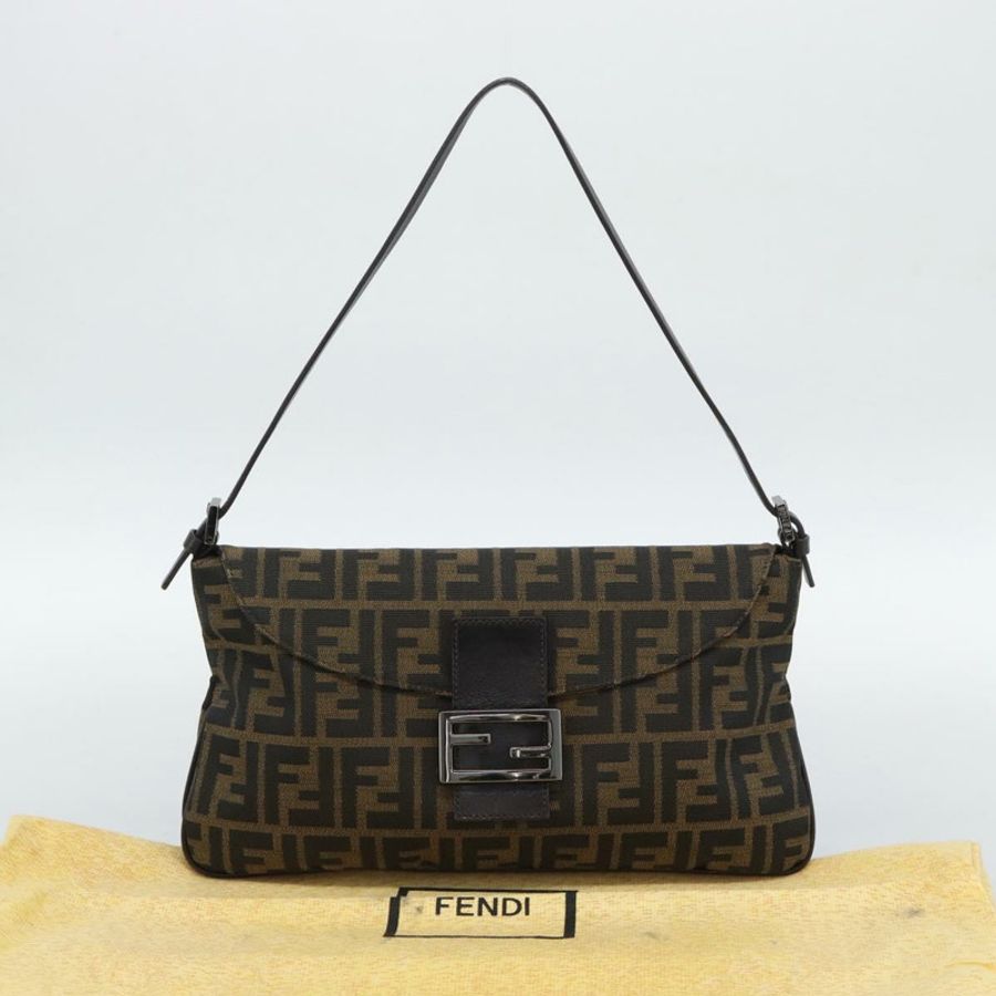 【日本直送】FENDI Zucca帆布Mamma Baguette單肩包 棕色/黑色 正品 BA14364SAV-11