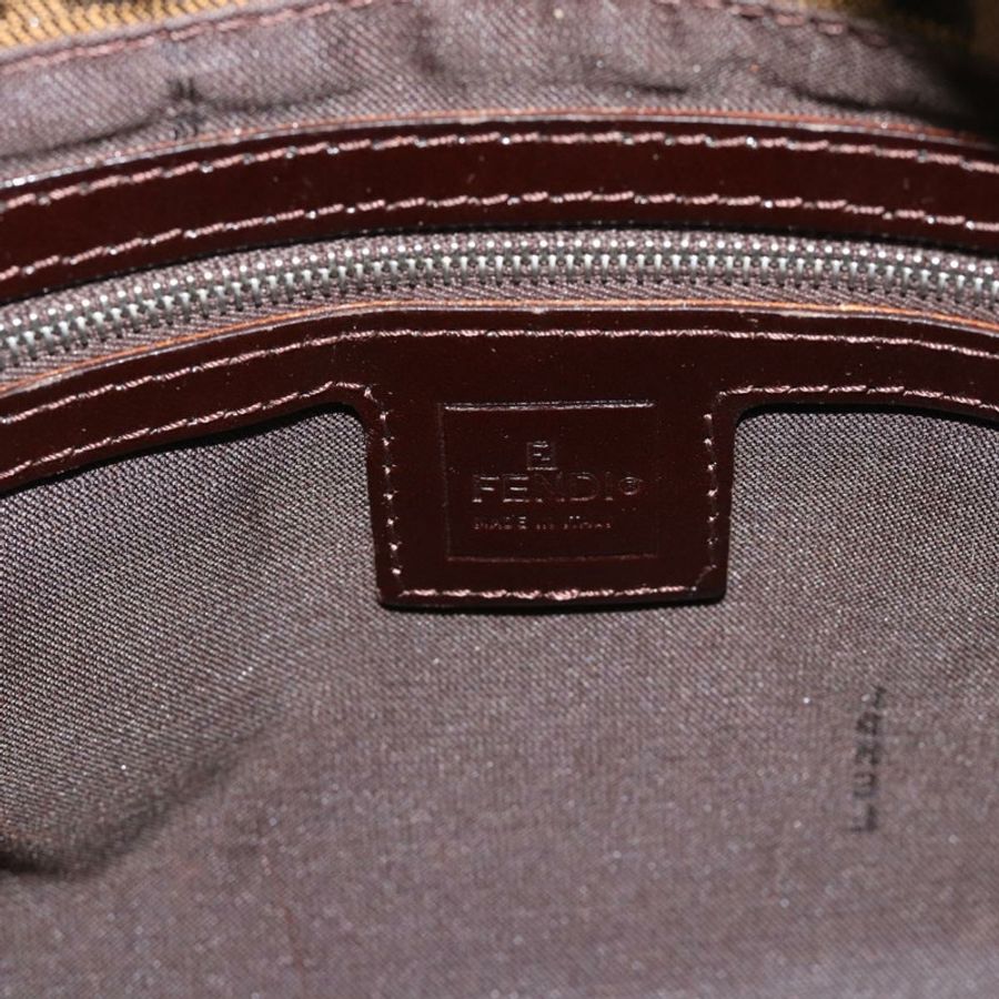 【日本直送】FENDI Zucca帆布Mamma Baguette單肩包 棕色/黑色 正品 BA14486V-17