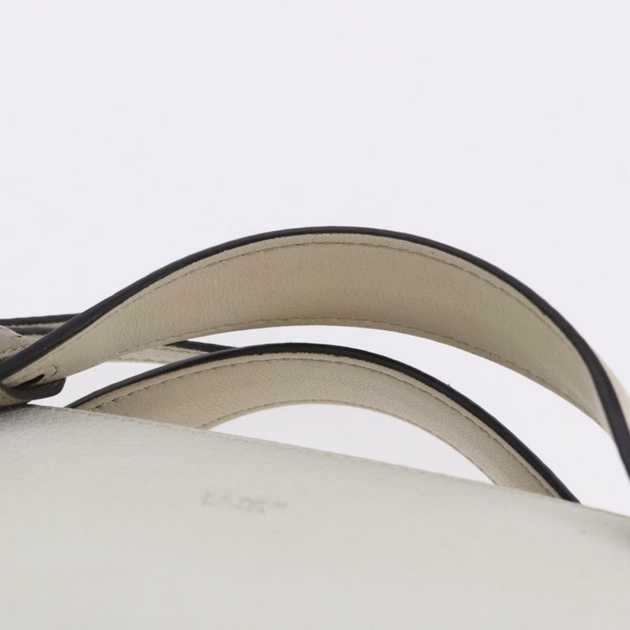 【日本直送】FENDI 白色銀色皮革肩背包 Auth bs36311A-8