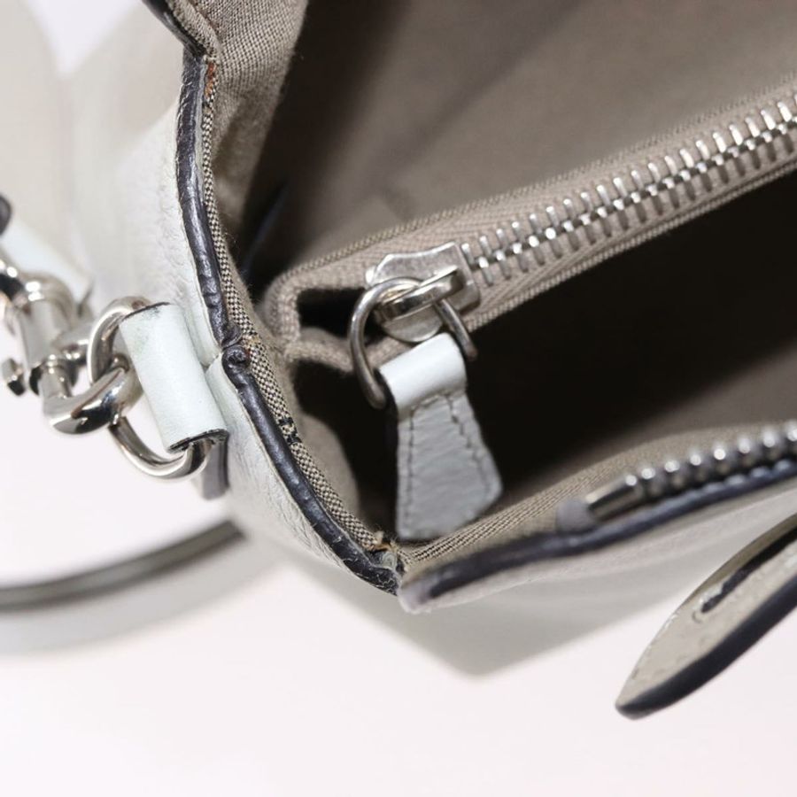 【日本直送】FENDI 白色銀色皮革肩背包 Auth bs36311A-26