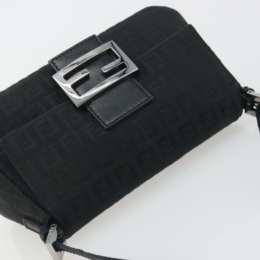 【日本直送】FENDI Zucchino帆布Mamma Baguette單肩包 黑色銀色 正品 ki6734M-5