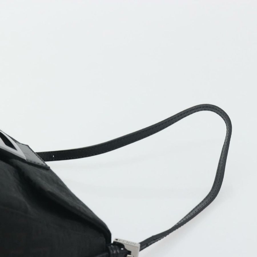 【日本直送】FENDI Zucchino帆布Mamma Baguette單肩包 黑色銀色 正品 ki6734M-7
