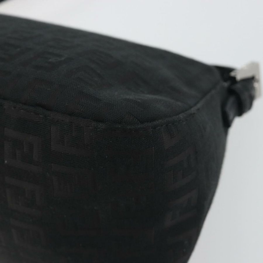 【日本直送】FENDI Zucchino帆布Mamma Baguette單肩包 黑色銀色 正品 ki6734M-11