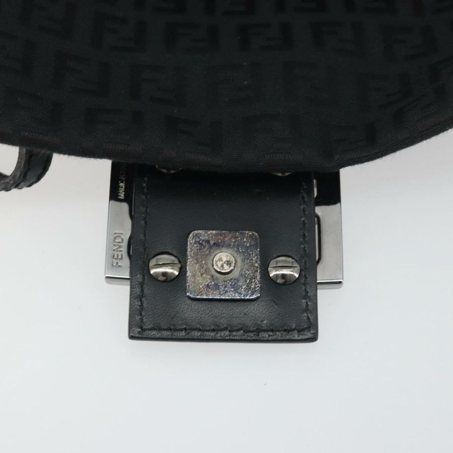【日本直送】FENDI Zucchino帆布Mamma Baguette單肩包 黑色銀色 正品 ki6734M-16