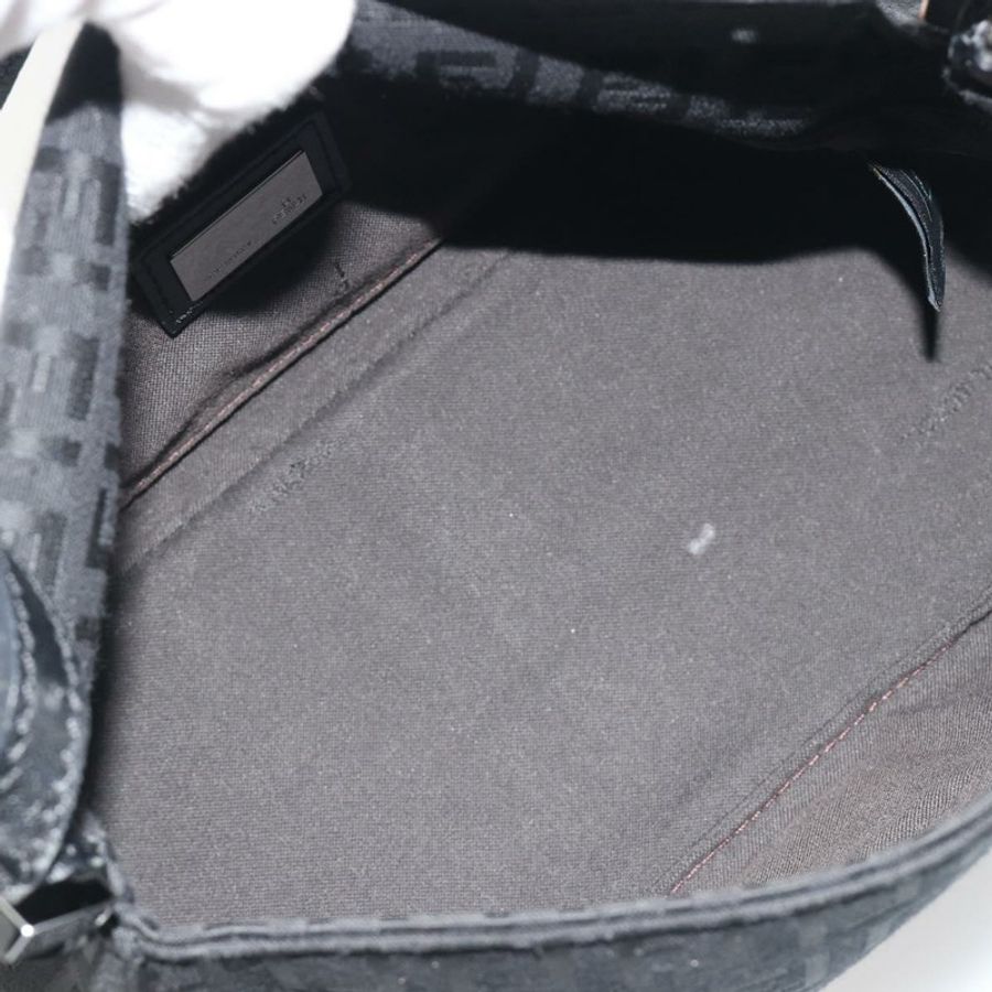 【日本直送】FENDI Zucchino帆布Mamma Baguette單肩包 黑色銀色 正品 ki6734M-18