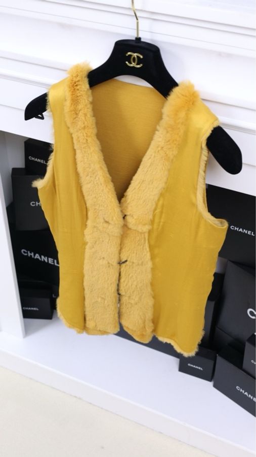 Chanel 97年兔毛黄色皮草马甲外套-6