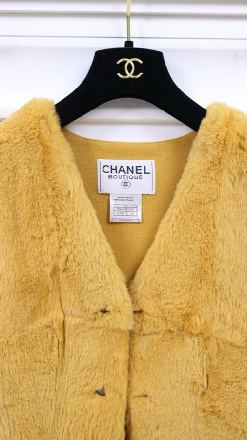 Chanel 97年兔毛黄色皮草马甲外套-8