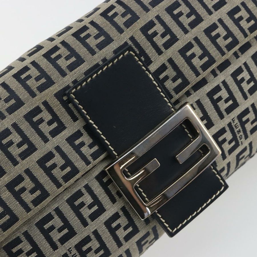 【日本直送】FENDI Zucchino 帆布 Mamma Baguette 單肩包 海軍藍/銀色 正品 yk20655SAM-14