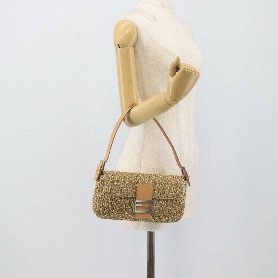 【日本直送】FENDI 斜紋軟呢串珠 Mamma Baguette 單肩包 金銀 8BR000 正品 yk20672SAM-21