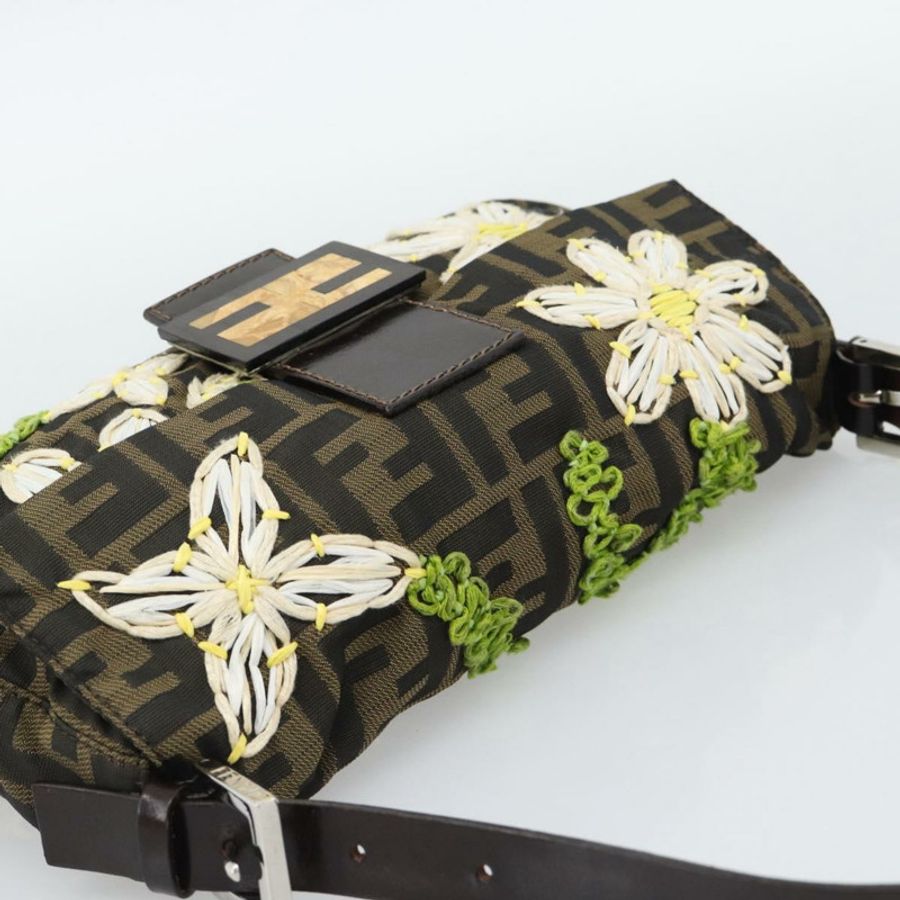 【日本直送】FENDI Zucca 帆布花朵刺繡 Mamma Baguette 棕色銀色正品 yk20688SM-5