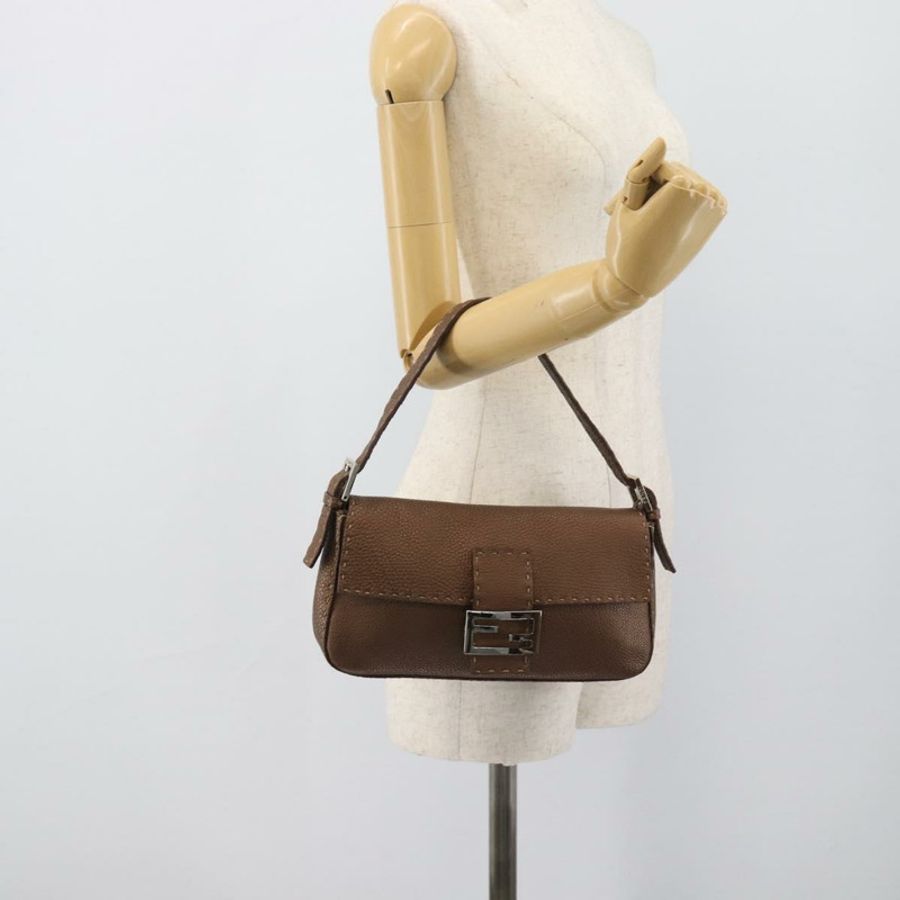 【日本直送】FENDI Celeria Mamma Baguette 單肩包 皮革 棕色 銀色 正品 yk20699SAM-21