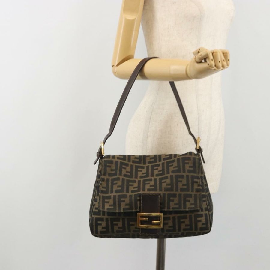 【日本直送】FENDI Zucca帆布Mamma Baguette單肩包 棕色金色 正品 yk20702SAM-25