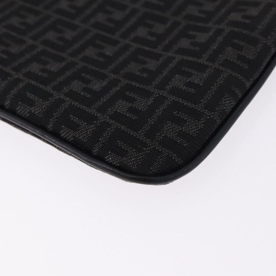 【日本直送】FENDI Zucchino 帆布手拿包 黑色 正品 ki6765V-10