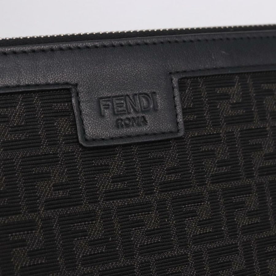 【日本直送】FENDI Zucchino 帆布手拿包 黑色 正品 ki6765V-12