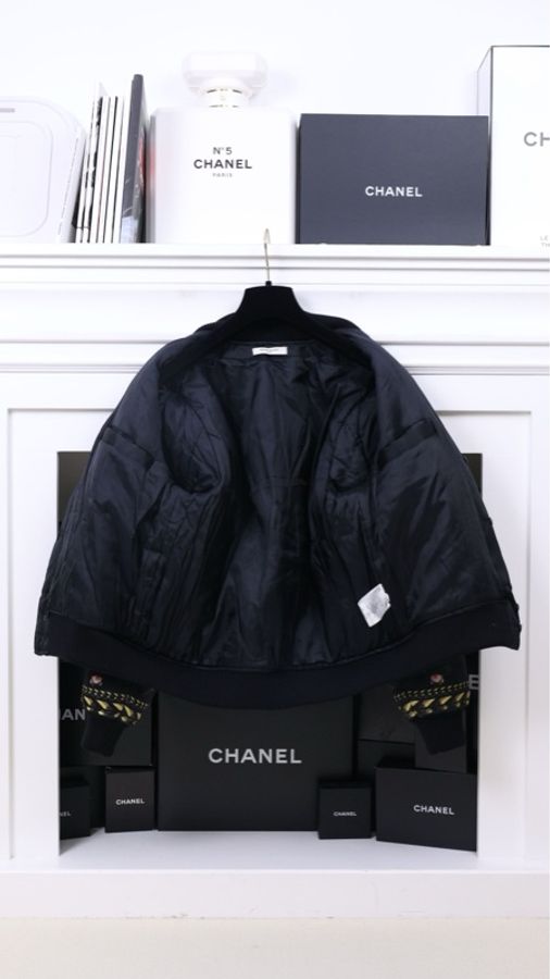 Givenchy黑金滚边印花棉服外套-4