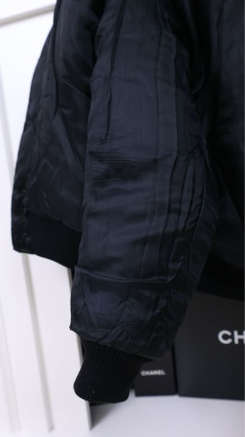 Givenchy黑金滚边印花棉服外套-9