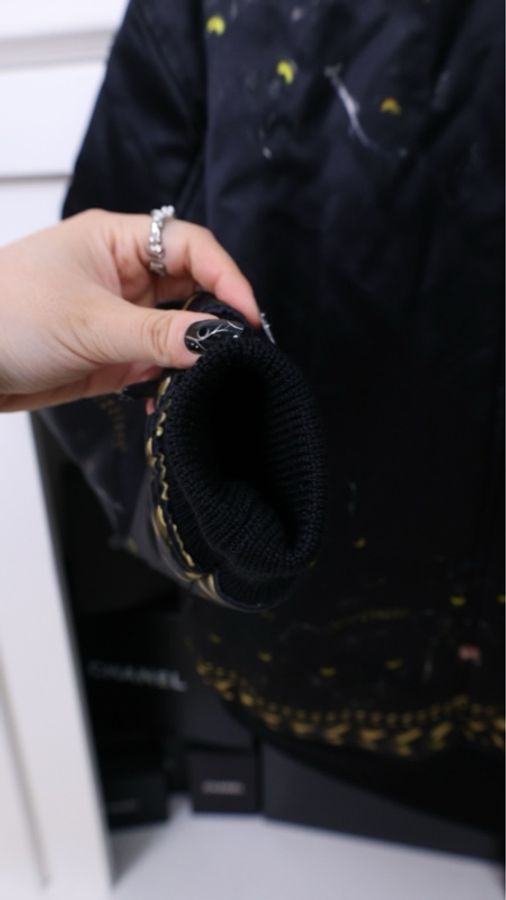 Givenchy黑金滚边印花棉服外套-10