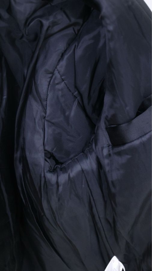 Givenchy黑金滚边印花棉服外套-15