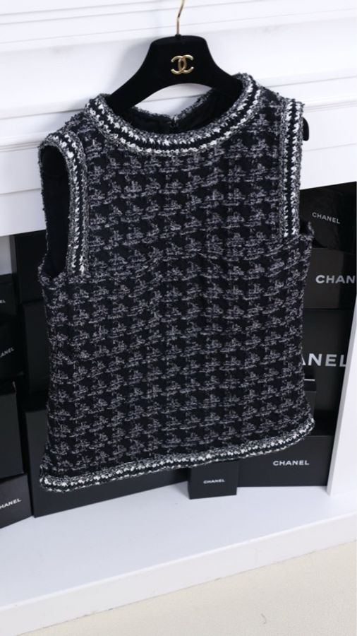 Chanel 17年灰黑千鸟格圆领背心马甲-2
