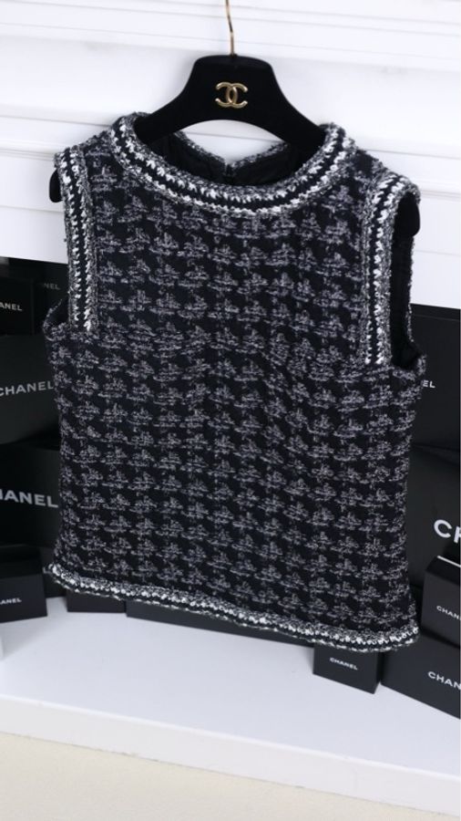 Chanel 17年灰黑千鸟格圆领背心马甲-3