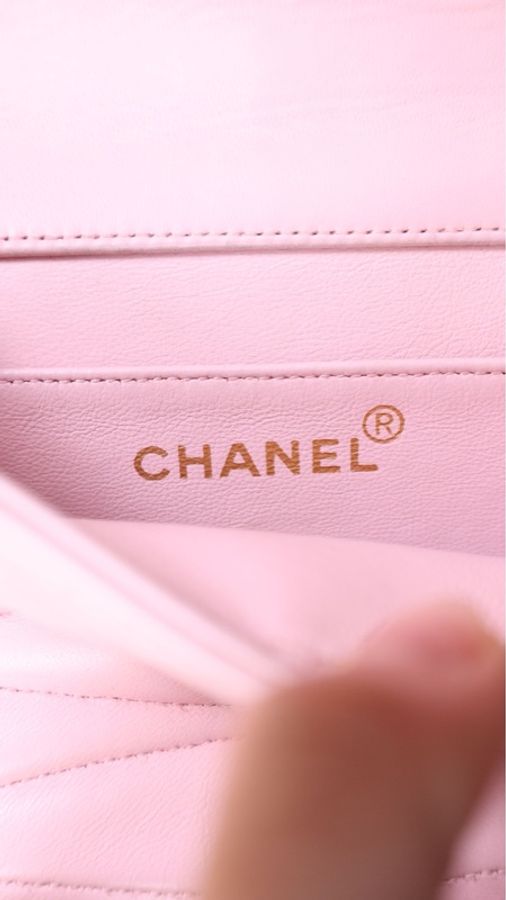 Chanel 2开樱花粉书包扣梯形单肩包-6