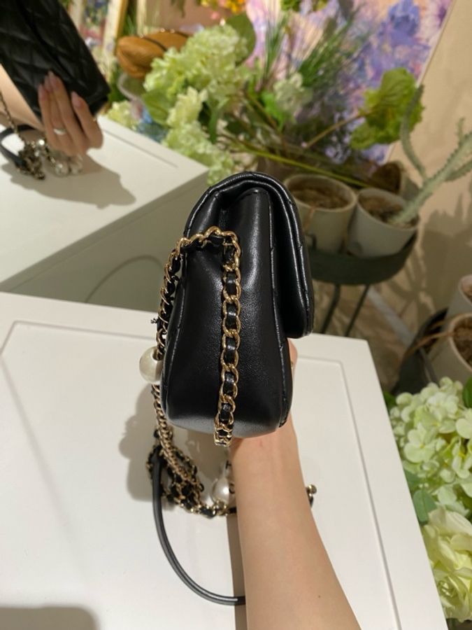Chanel 香奈兒 珍珠鏈條大mini 29開-1