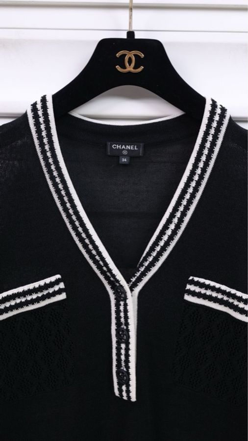 Chanel 19年黑白滚边针织短袖连衣裙-8