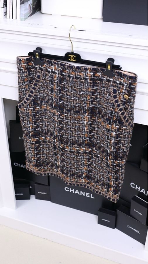 Chanel 16年罗马系列棕色粗花呢半裙-3