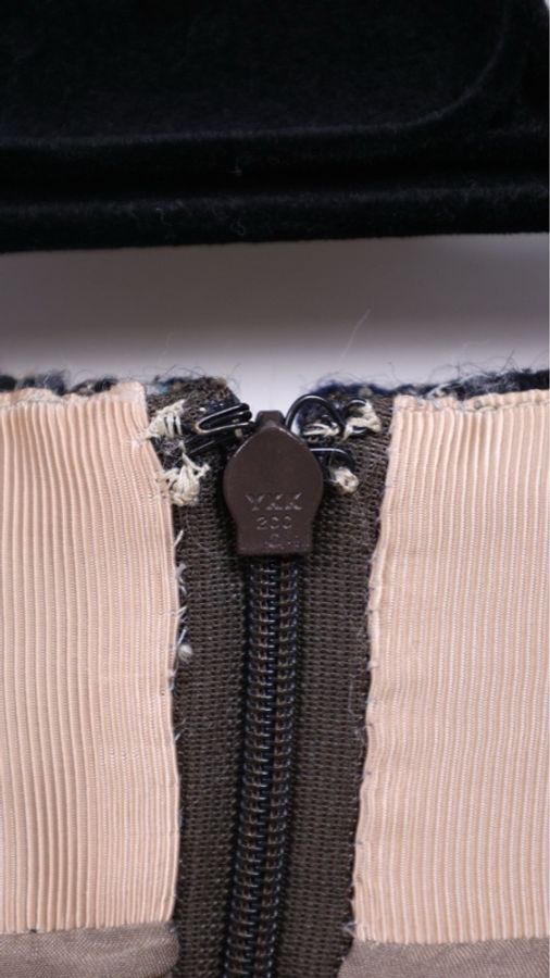 Chanel 16年罗马系列棕色粗花呢半裙-11
