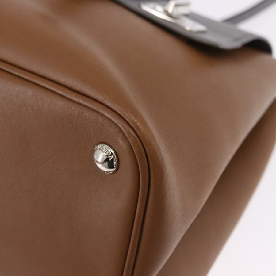 【日本直送】PRADA 手提包 皮革 2way 棕色 銀色 正品 ka5368V-15