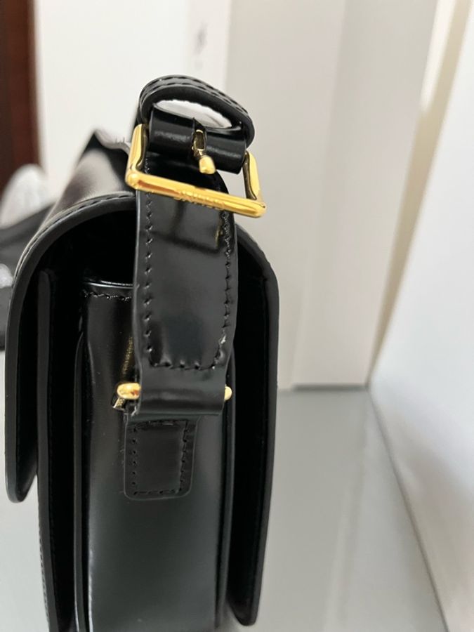 CELINE Triomphe 凱旋門肩背包(大)22cm 黑金亮澤牛皮|近全新|專櫃正品全配-26