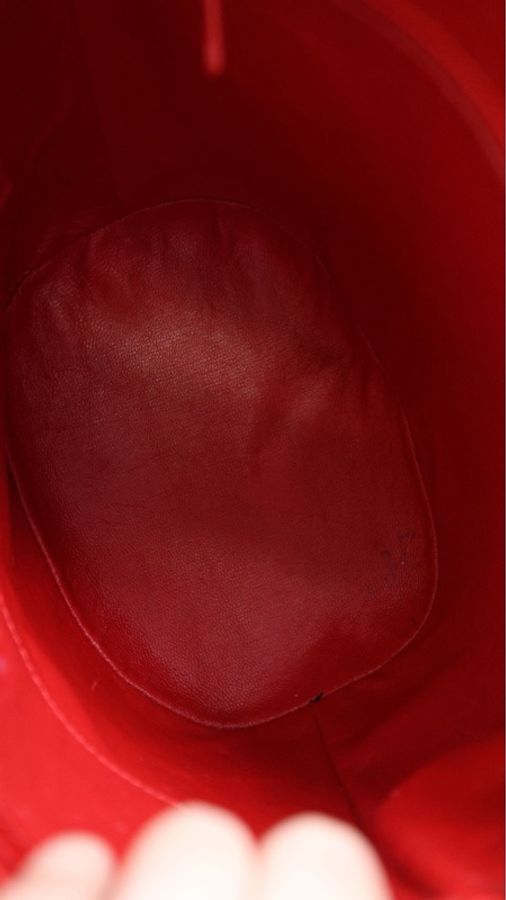 Celine红色漆皮金标圆筒手提包-7