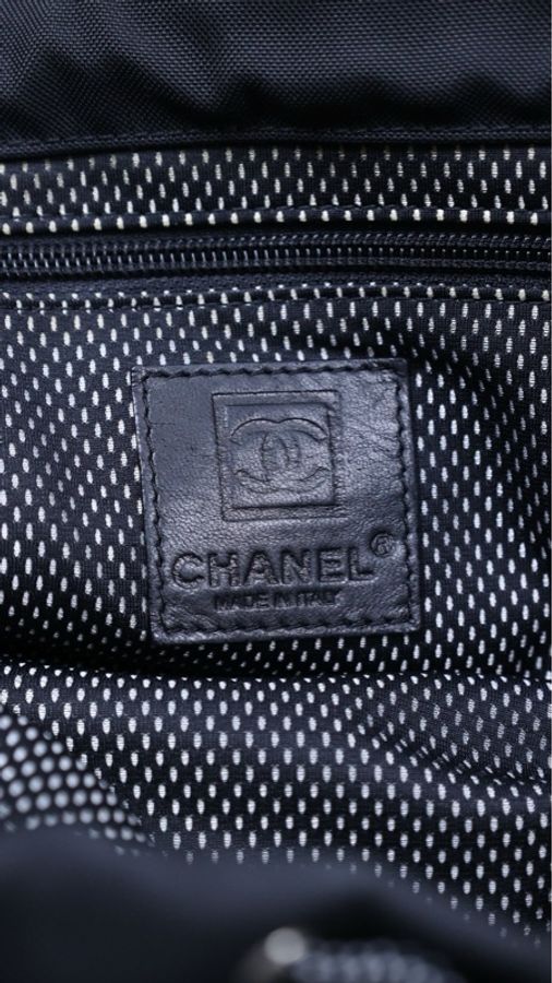 Chanel 11开黑色亮皮面单肩包-6