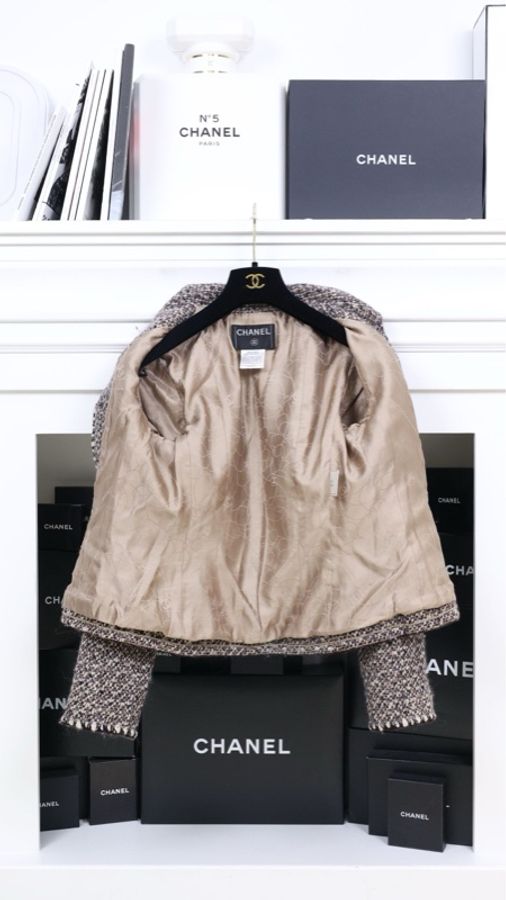 Chanel 01年棕色粗花呢金扣上衣外套-4